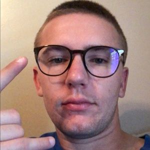 Meet your Posher, Wesley